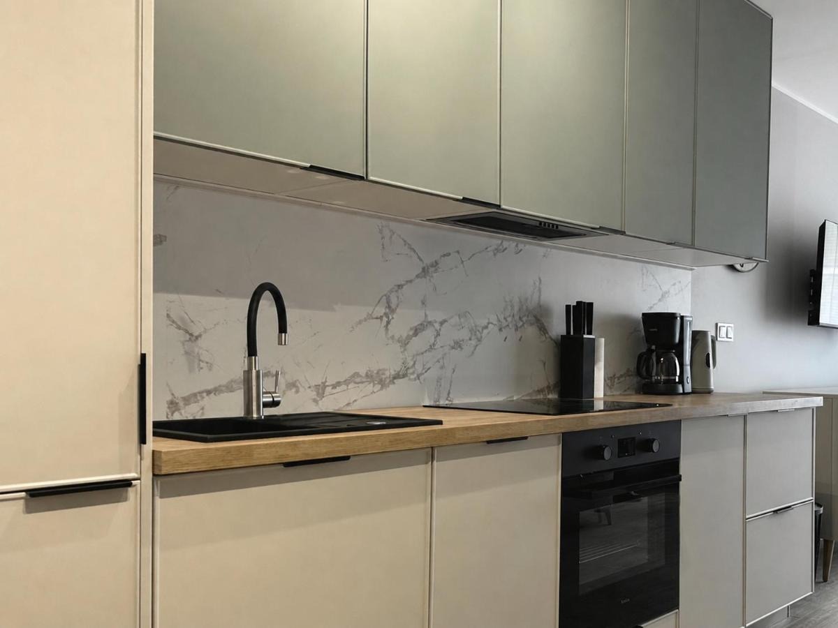 Wyposażenie aneksu kuchennego — Hygge Apartment Portovo