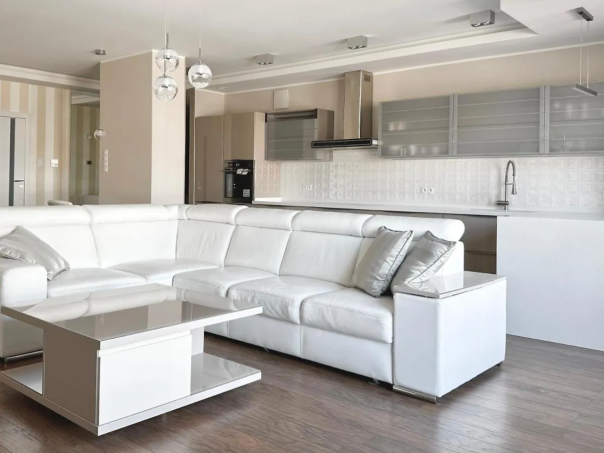 Marina Apartment Blanco — salon