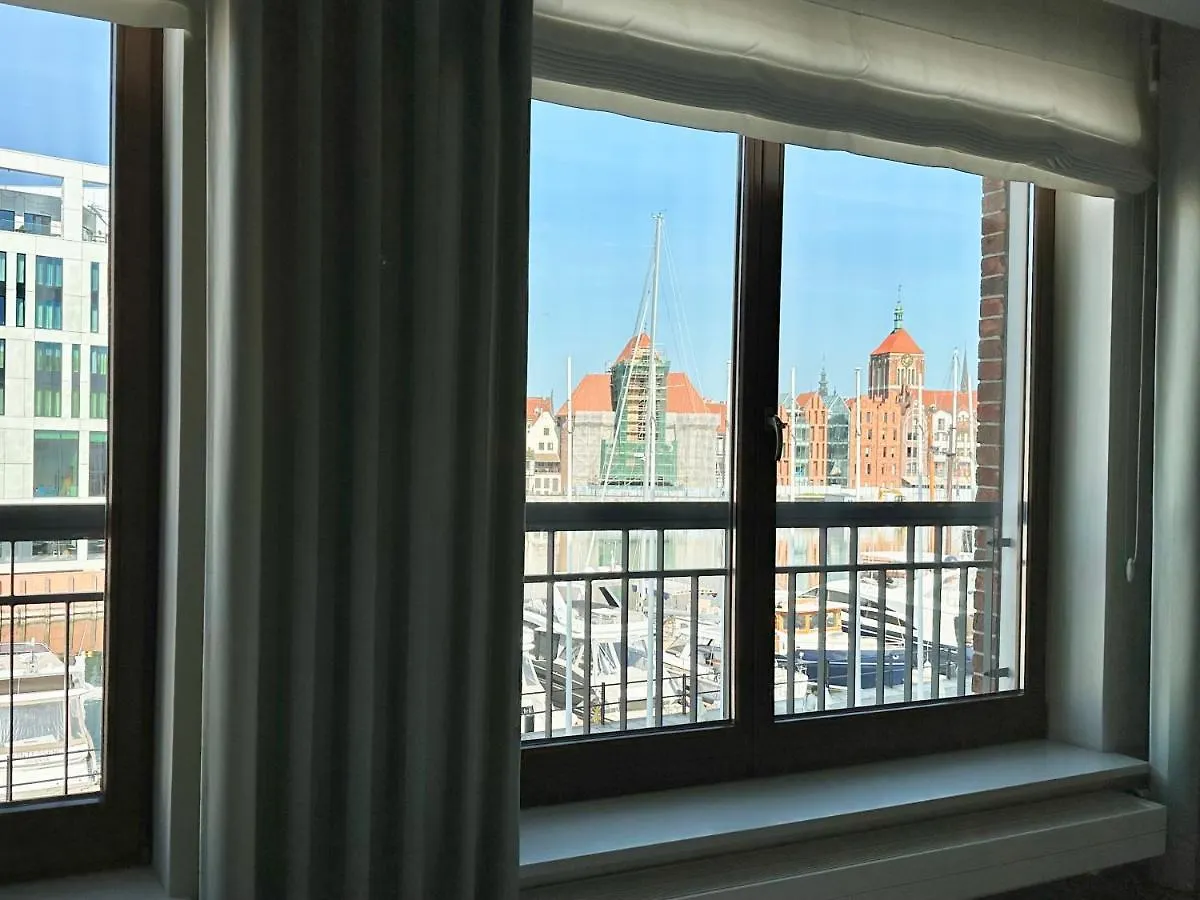 Widok z okna — Marina Apartment Blanco