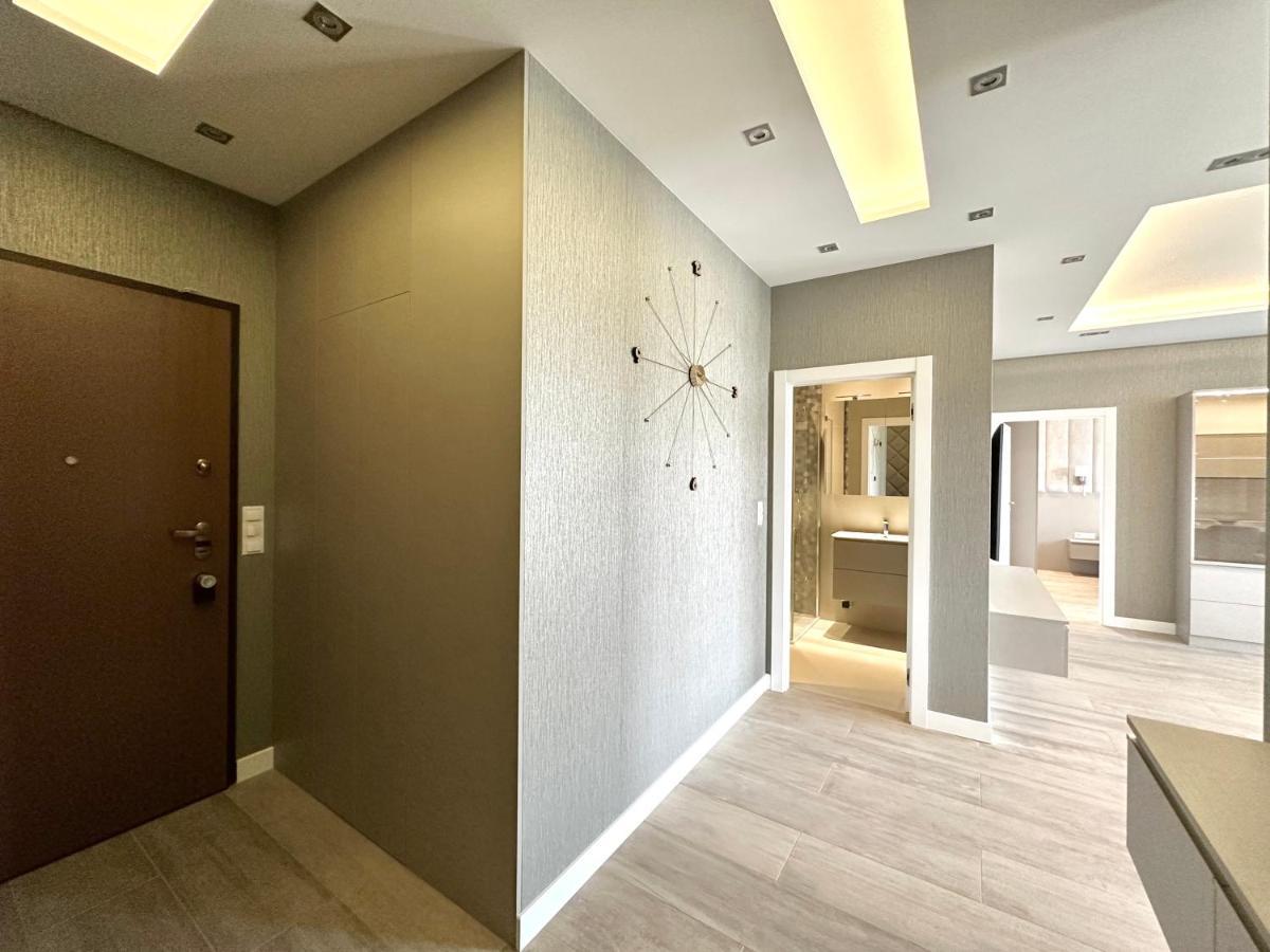 Wejście do apartamentu — Neptun Park Elegance