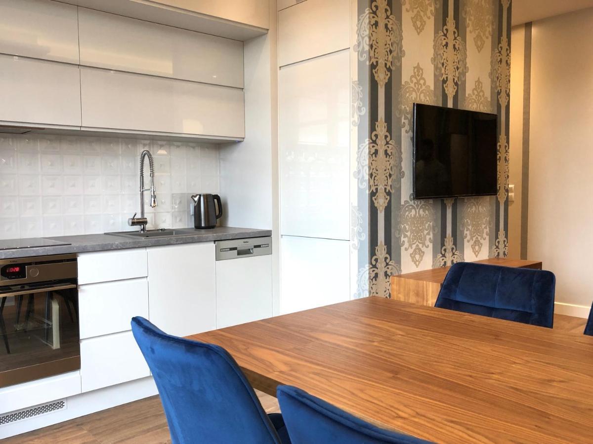 Kuchnia i jadalnia — Apartament Neptun Park