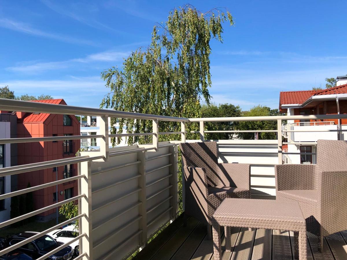 Umeblowany balkon — Apartament Neptun Park